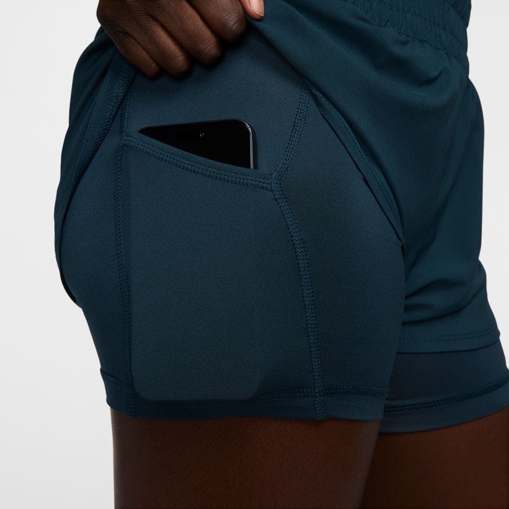 Pantalón Corto Nike One Dri-Fit Mr 3In 2N1 de Mujer Pantalón Corto Nike One Dri-Fit Mr 3In 2N1 de Mujer